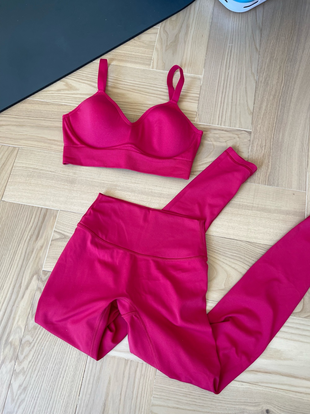 Paragon Fitwear Vibrant Pink Molded Sports Bra & Leggings Set